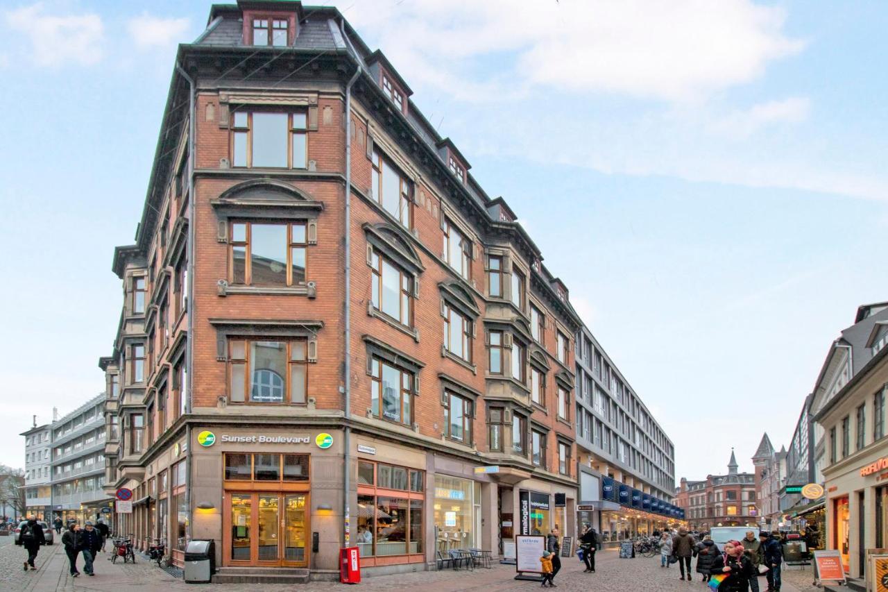 The Modern Aarhus Getaway Apartment ภายนอก รูปภาพ